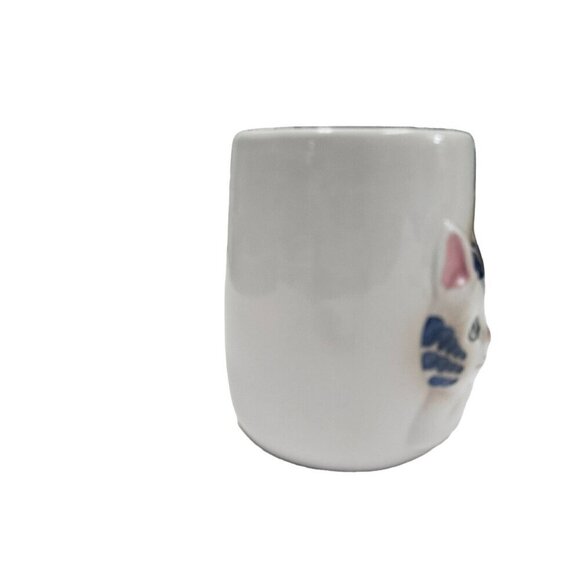 Pier 1 Handpainted  3D Cat Mug With‎ Tail Handle - Picture 7 of 10